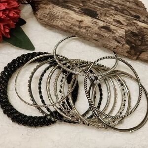 12 Vintage Silver Toned and Black Metal Bangle Set